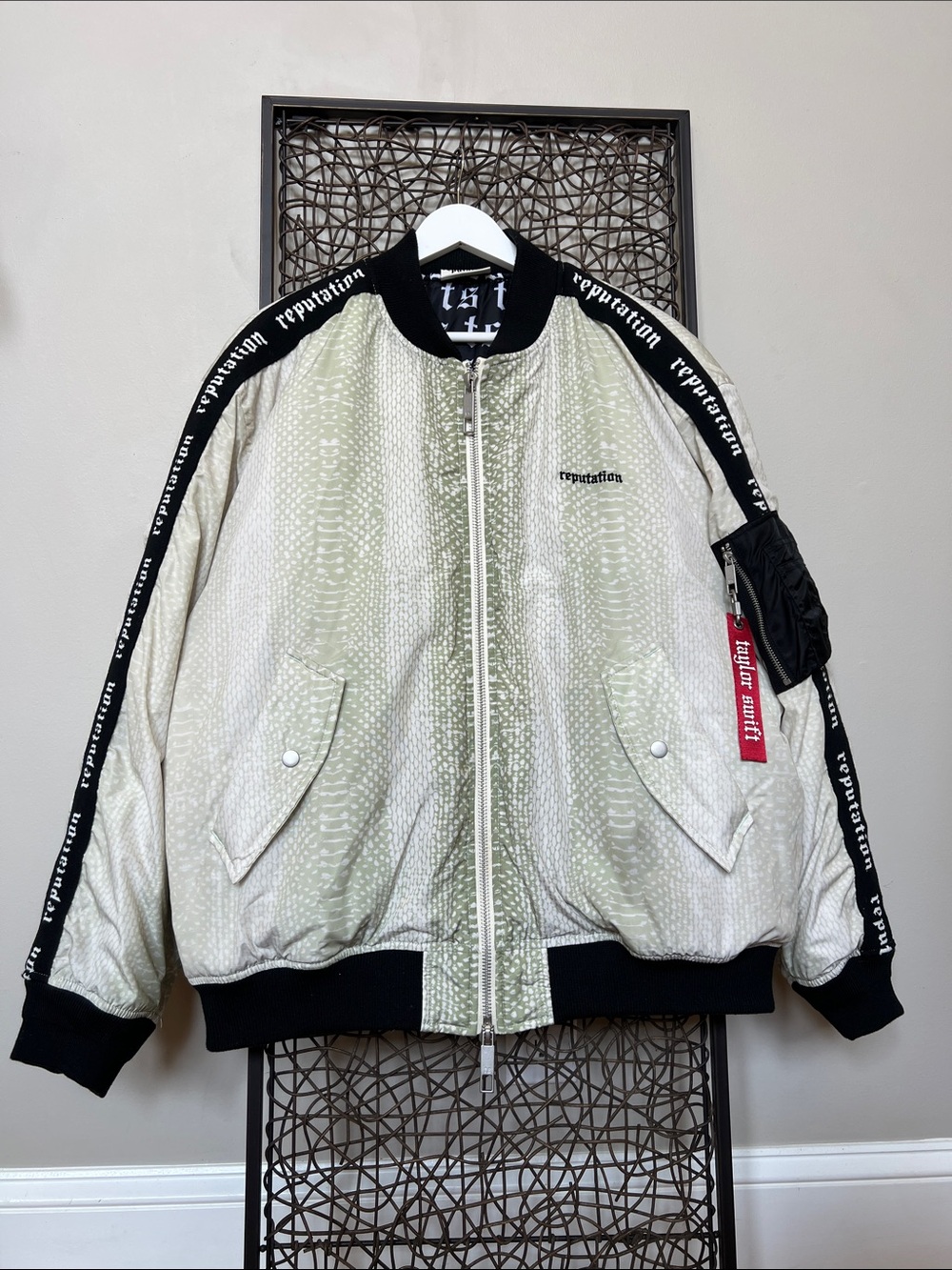 Taylor Swift Reputation Bomber Jacket Snakeskin Red Logo Tag Pockets Unisex X